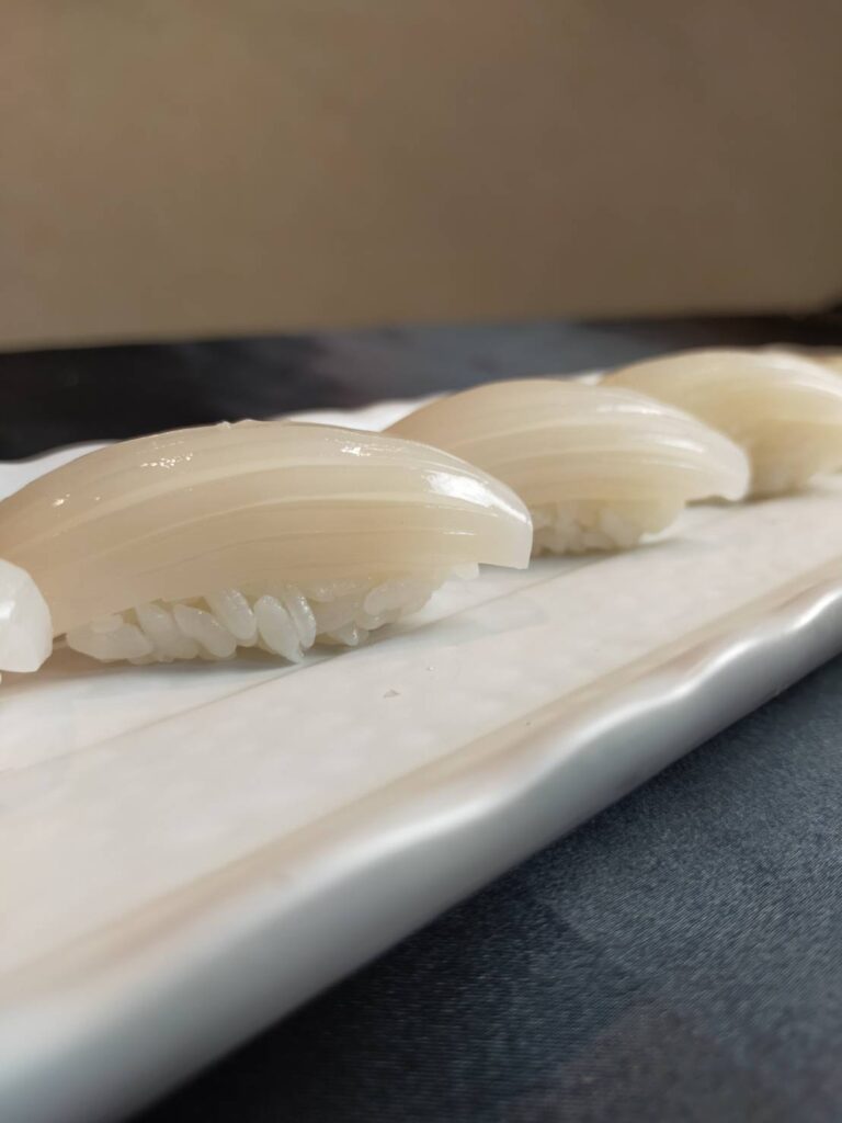 6402