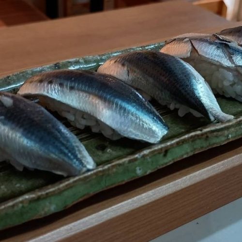 鰯の仕込みに挑戦｜寿司職人の技を基礎から学ぶ